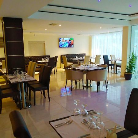 Monty Suites & Golf Uyo Exterior photo