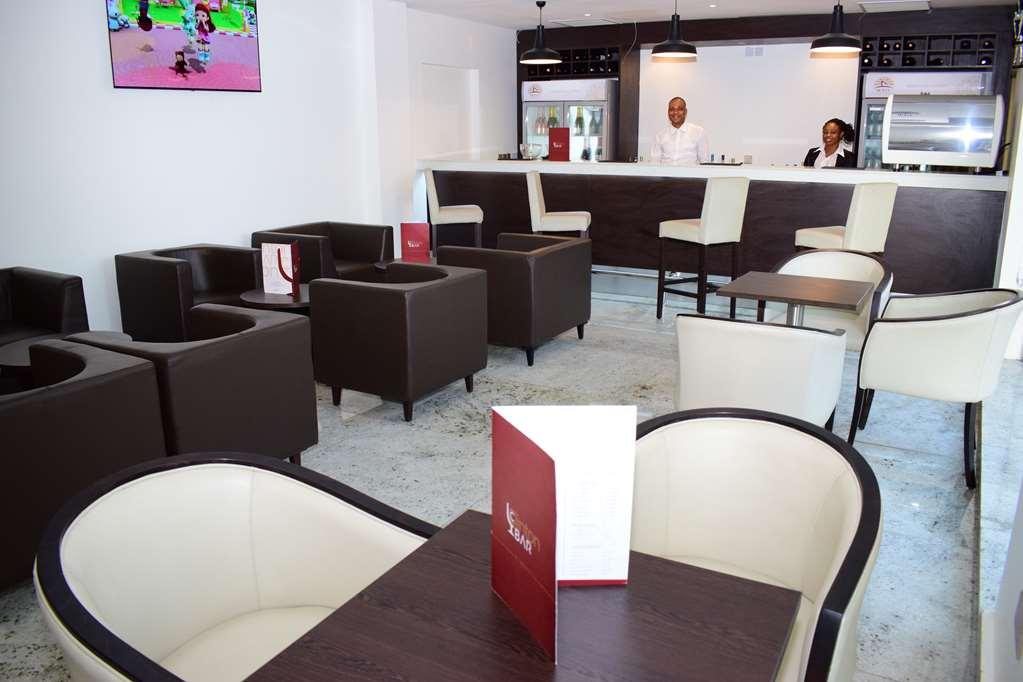 Monty Suites & Golf Uyo Restaurant photo