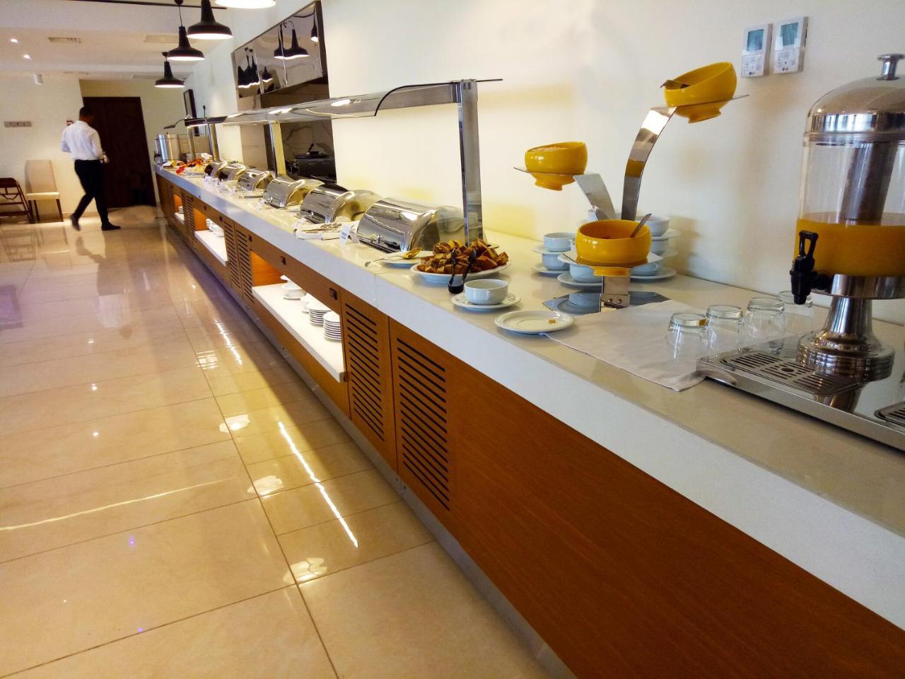 Monty Suites & Golf Uyo Exterior photo