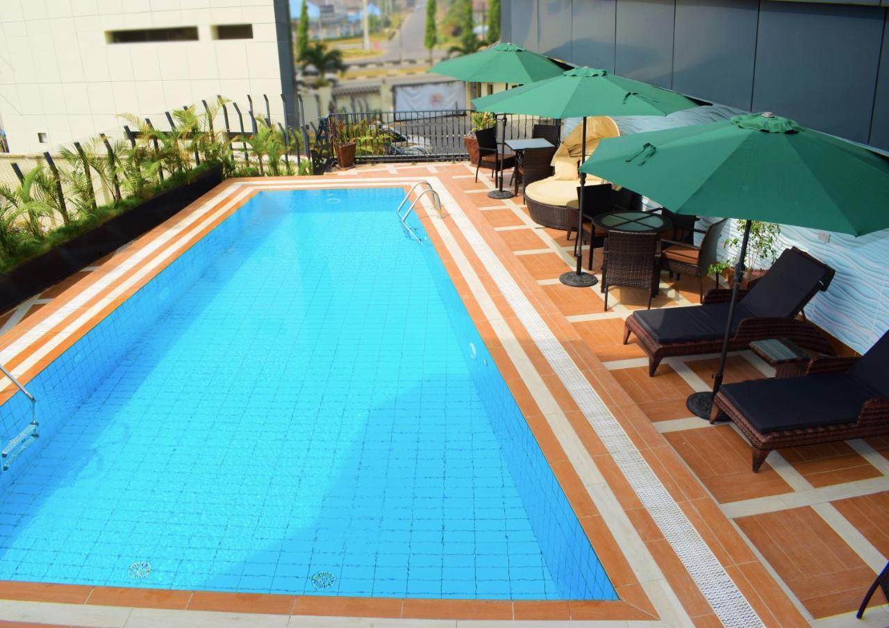Monty Suites & Golf Uyo Exterior photo